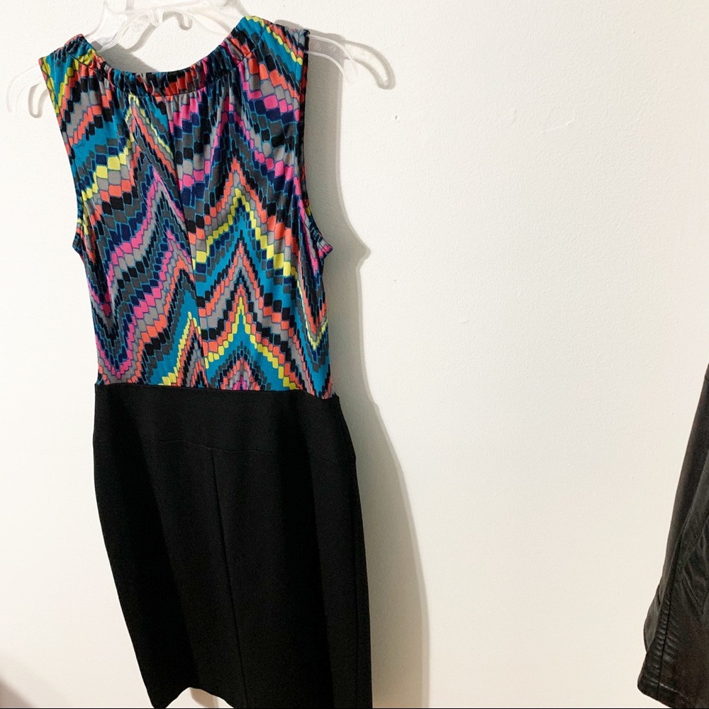 Trina Turk Ruth Later Gator Dress in Firecracker Ruffled Front Sheath Dress - Picture 4 of 8